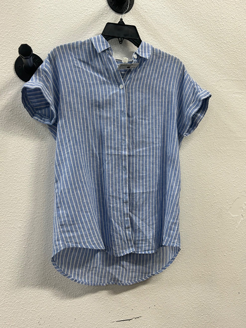 Vist Large View of Product Image Which is Used Beach Lunch Lounge Short Sleeve Top XS-0/2