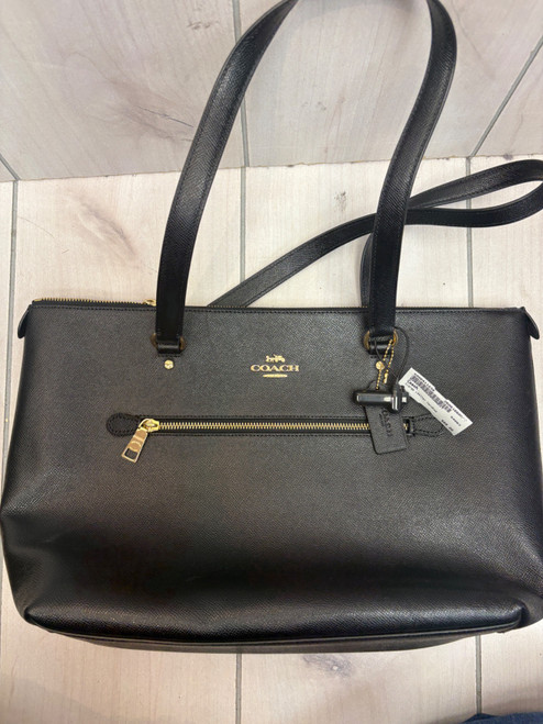 Vist Large View of Product Image Which is Used Coach Xlarge Leather Handbag