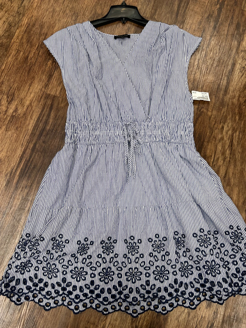 Vist Large View of Product Image Which is Used Rachel Zoe Short Dress B XL-16