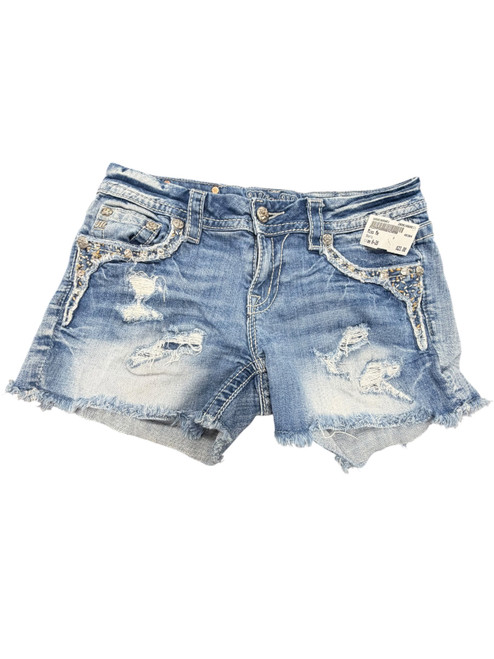 Vist Large View of Product Image Which is Used Miss Me Shorts 6-28