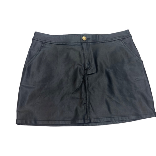 Vist Large View of Product Image Which is Used Lilly Pulitzer Shorts 10-30