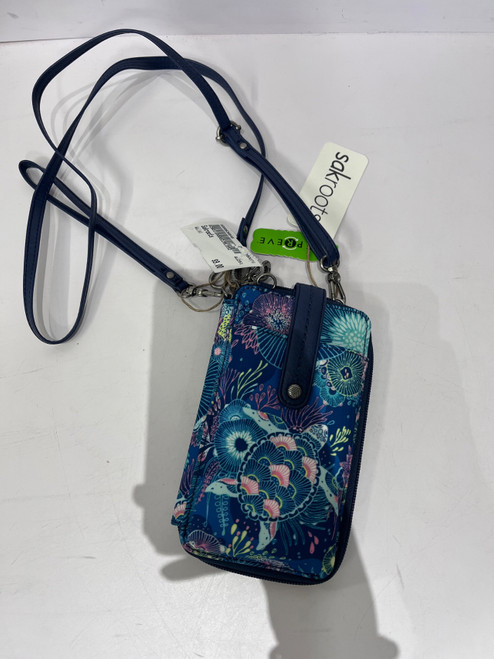 Vist Large View of Product Image Which is Used Sakroots Wallet