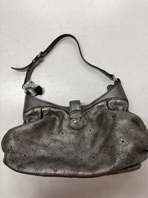 Vist Large View of Product Image Which is Used Louis Vuitton Large Leather Handbag