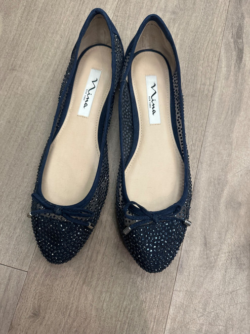 Vist Large View of Product Image Which is Used Nina Flats 7.5