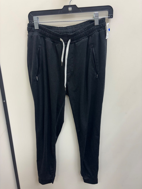 Vist Large View of Product Image Which is Used Vuori Active Pant M 8-10/28-30