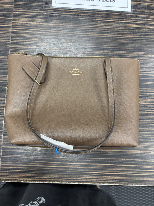 Vist Large View of Product Image Which is Used Coach Large Leather Handbag