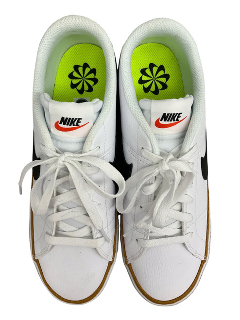 Vist Large View of Product Image Which is Used Nike Casual Shoes 10