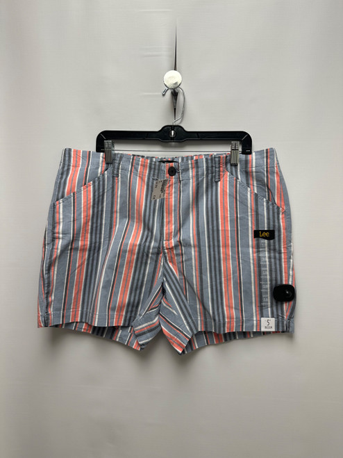 Vist Large View of Product Image Which is Used Lee Shorts 18-34
