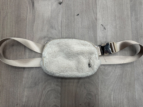 Vist Large View of Product Image Which is Used Lululemon Athletica Small Handbag