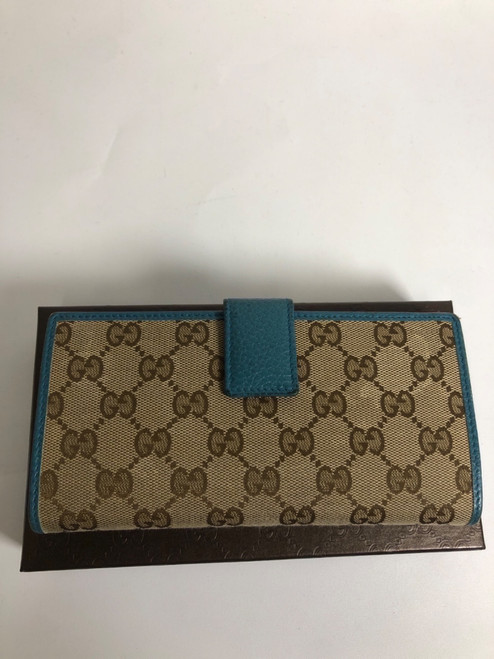 Vist Large View of Product Image Which is Used Gucci Leather Wallet