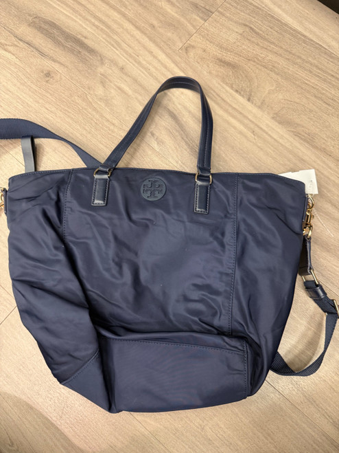Vist Large View of Product Image Which is Used Tory Burch Small Handbag