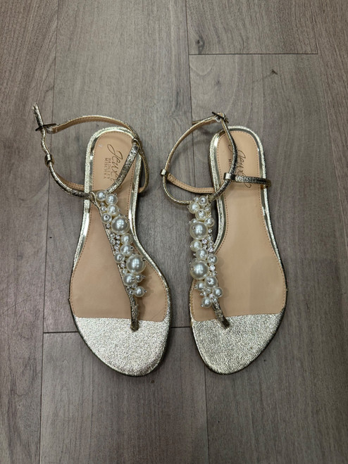 Vist Large View of Product Image Which is Used Badgley Mischka Sandals 7