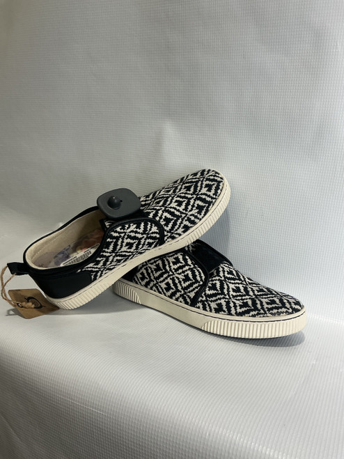 Vist Large View of Product Image Which is Used Born Casual Shoes 8.5