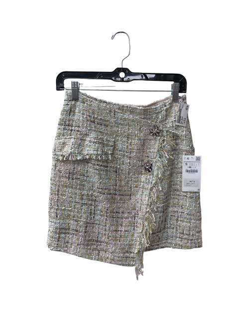 Vist Large View of Product Image Which is Used Zara Basic Short Skirt 6-28