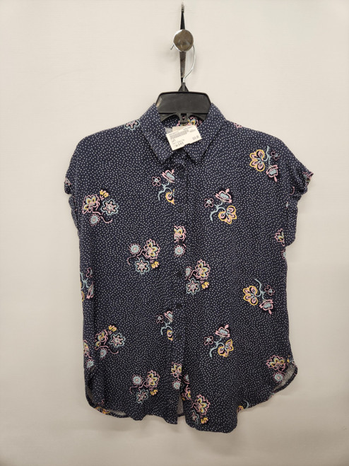 Vist Large View of Product Image Which is Used Loft Short Sleeve Top S-4/6