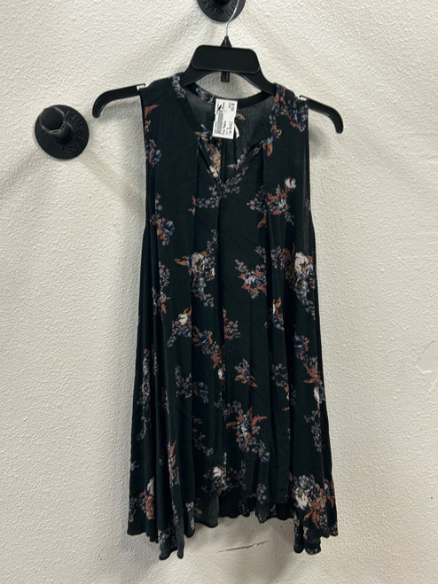 Vist Large View of Product Image Which is Used Free People Tank Top XS-0/2