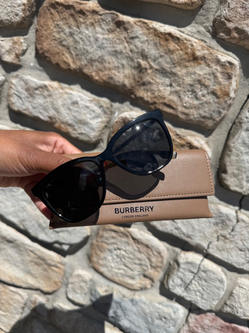 Vist Large View of Product Image Which is Used Burberry Sunglasses