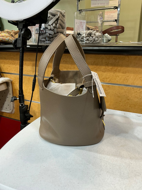 Vist Large View of Product Image Which is Used Unbranded Small Leather Handbag