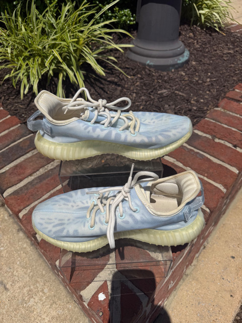 Vist Large View of Product Image Which is Used Yeezy Sneakers 8