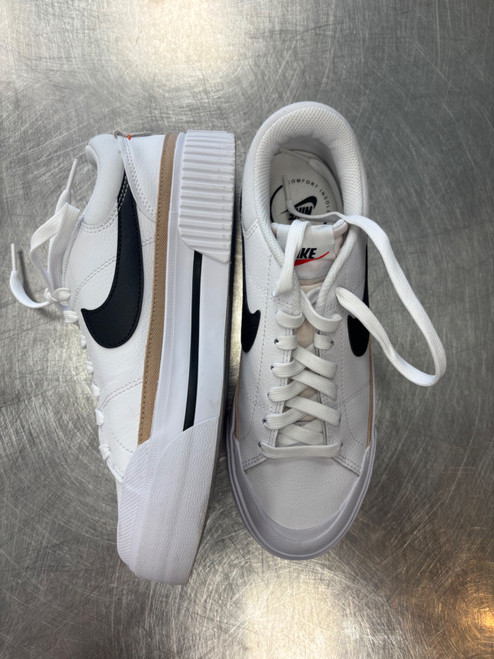 Vist Large View of Product Image Which is Used Nike Casual Shoes 8