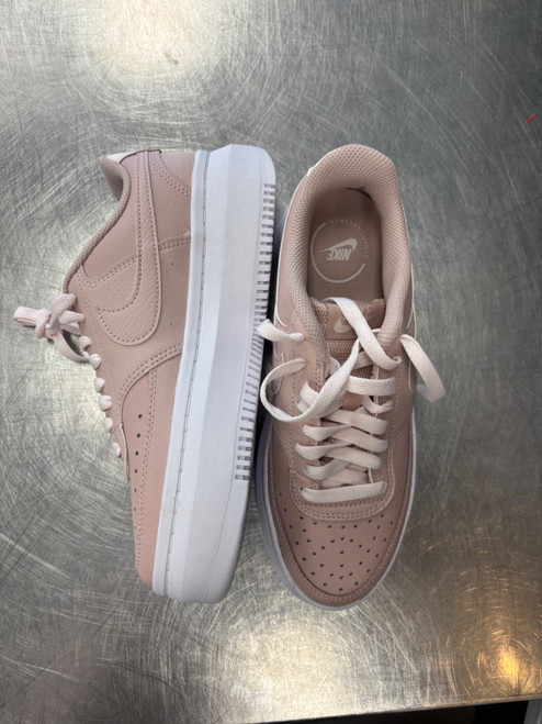 Vist Large View of Product Image Which is Used Nike Casual Shoes 8