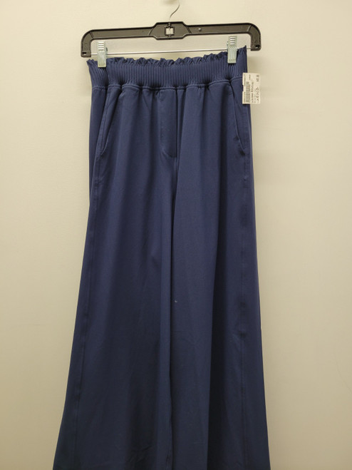 Vist Large View of Product Image Which is Used  Blue Lululemon Athletica Active Pant XS 0-2/25-26