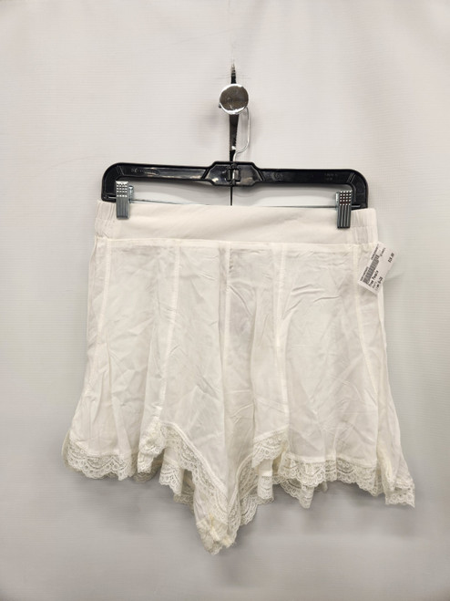 Vist Large View of Product Image Which is Used Free People Shorts 6-28