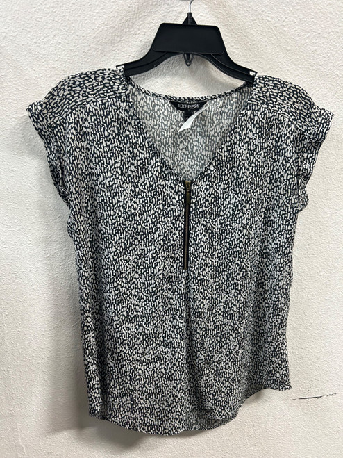 Vist Large View of Product Image Which is Used Express Short Sleeve Top S-4/6