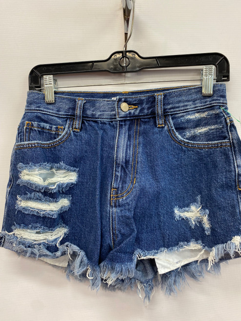 Vist Large View of Product Image Which is Used Kancan Shorts 6-28