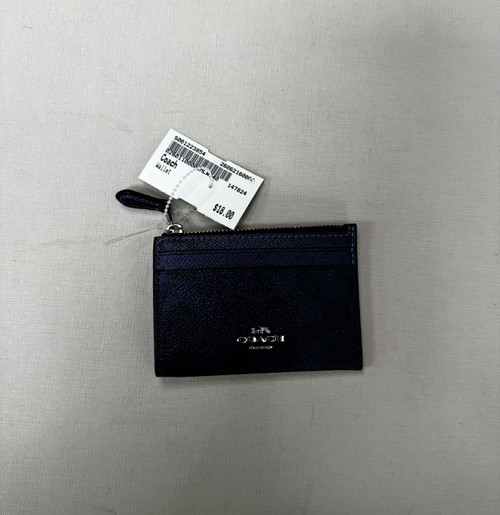 Vist Large View of Product Image Which is Used Coach Wallet