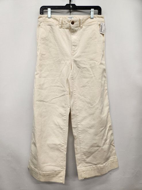 Vist Large View of Product Image Which is Used Gap Capri 8-29