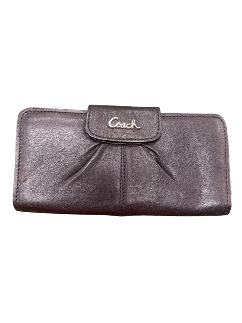 Vist Large View of Product Image Which is Used Coach Wallet