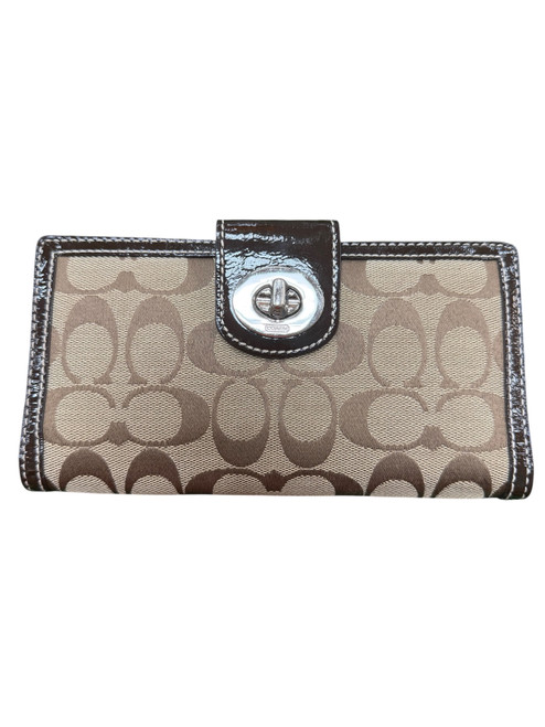 Vist Large View of Product Image Which is Used Coach Wallet