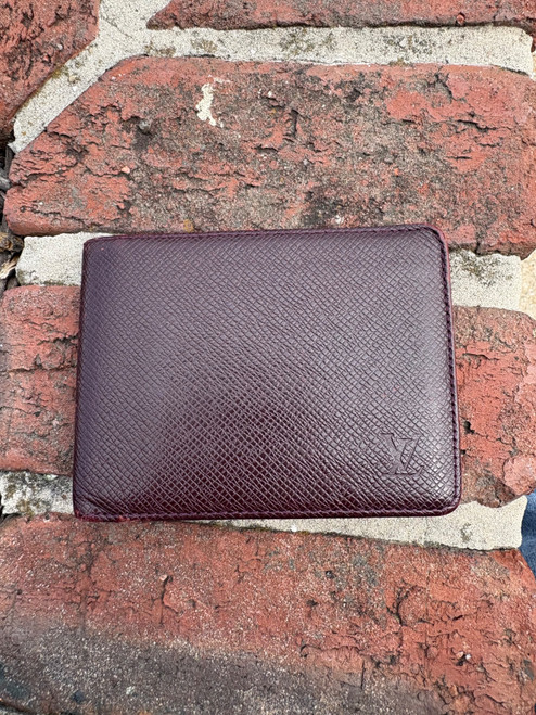 Vist Large View of Product Image Which is Used Louis Vuitton Leather Wallet