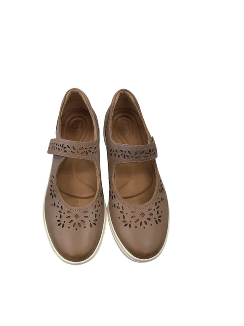Vist Large View of Product Image Which is Used Aetrex Casual Shoes 7