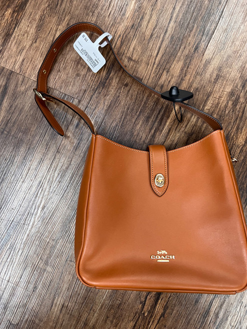 Vist Large View of Product Image Which is Used Coach Large Handbag