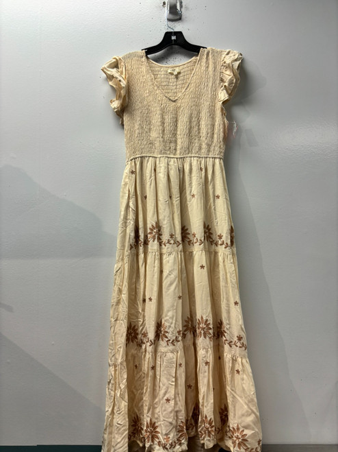Vist Large View of Product Image Which is Used Unbranded Long Dress B M-8/10
