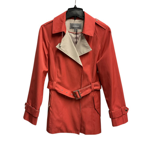 Vist Large View of Product Image Which is Used Johnston & Murphy Short Light Jacket S-4/6