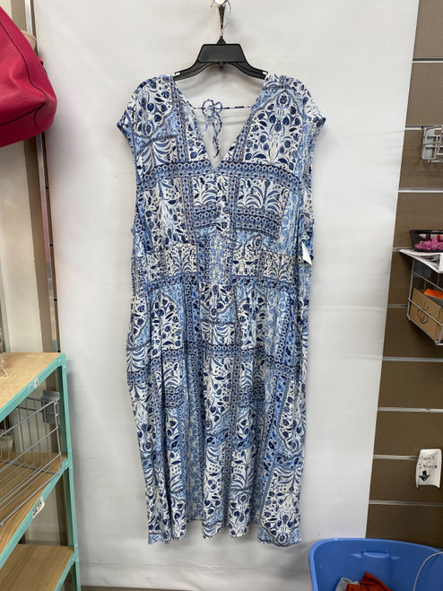 Vist Large View of Product Image Which is Used Old Navy Long Dress F 3X-22