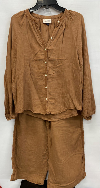 Vist Large View of Product Image Which is Used Universal Threads Jumpsuit S-4/6