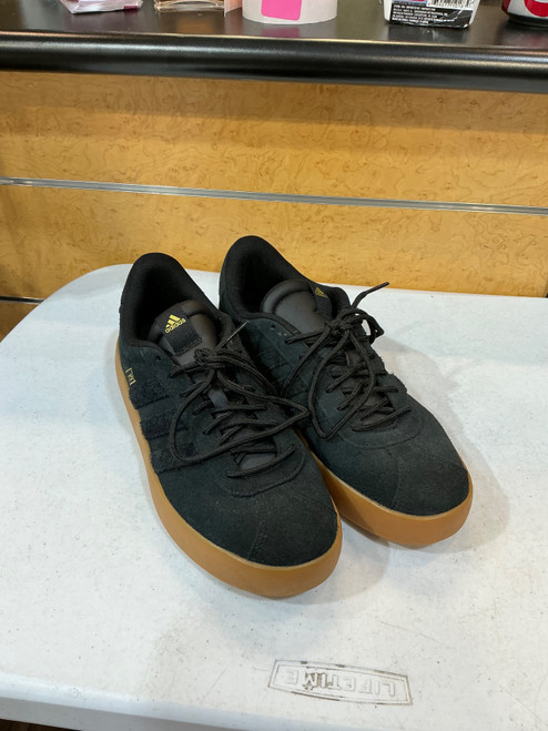 Vist Large View of Product Image Which is Used Adidas Casual Shoes 8.5