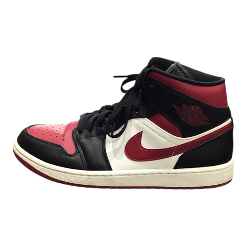 Vist Large View of Product Image Which is Used Mens Nike Athletic Shoes 10