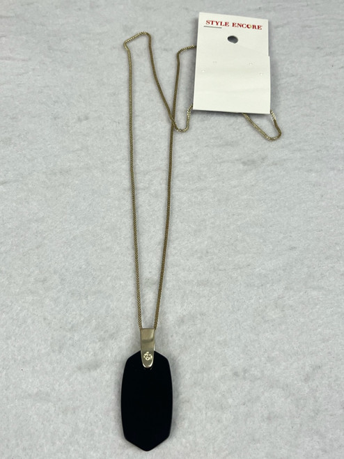 Vist Large View of Product Image Which is Used Kendra Scott Necklace