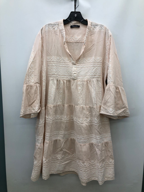 Vist Large View of Product Image Which is Used John P Short Dress F M-8/10