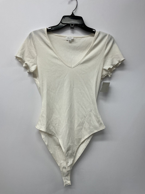 Vist Large View of Product Image Which is Used Le Lis Short Sleeve Top M-8/10