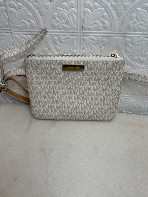 Vist Large View of Product Image Which is Used Michael Kors Small Leather Handbag