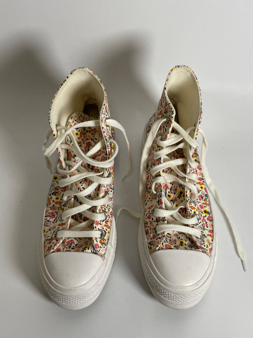 Vist Large View of Product Image Which is Used Converse Performance Shoes 7