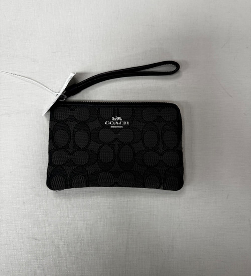 Vist Large View of Product Image Which is Used Coach Wristlet