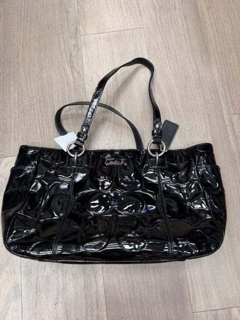 Vist Large View of Product Image Which is Used Coach Small Handbag