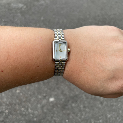 Vist Large View of Product Image Which is Used Kendra Scott Watch